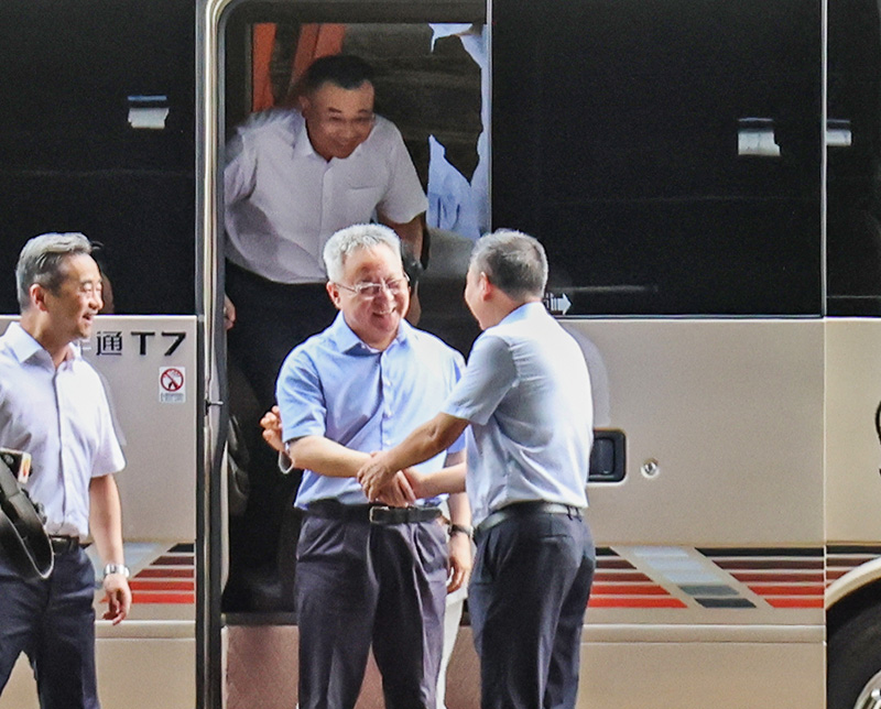 1691634655117552.jpg shenxiaoming-2.jpg